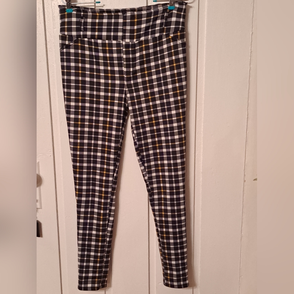 Women's Leggings Size 1X ShoSho Plaid ❤️😍